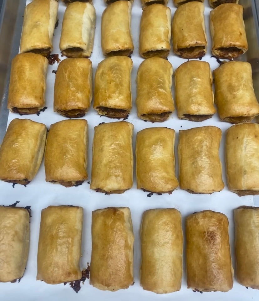 Beef & Caramelised Onion Sausage Roll